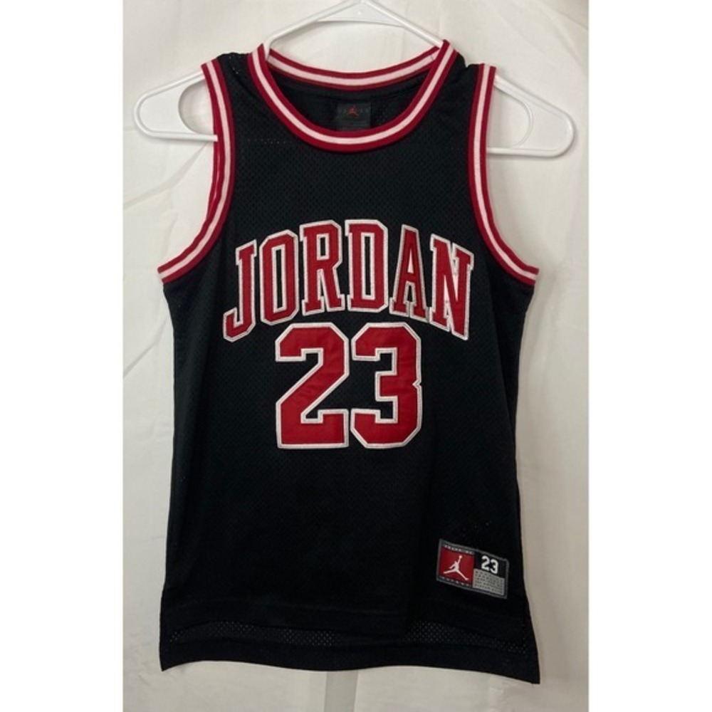 Nike Jordan Michael Jordan #23 Youth 8–10 Black Swingman Basketball Jersey - Picture 13 of 14